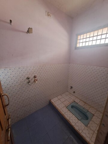 Bathroom in 3 BHK Independent House at Shankar Nagar – for Rent