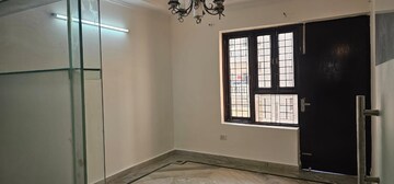 Room in 5 BHK Independent House at Sector 21d – for Sale