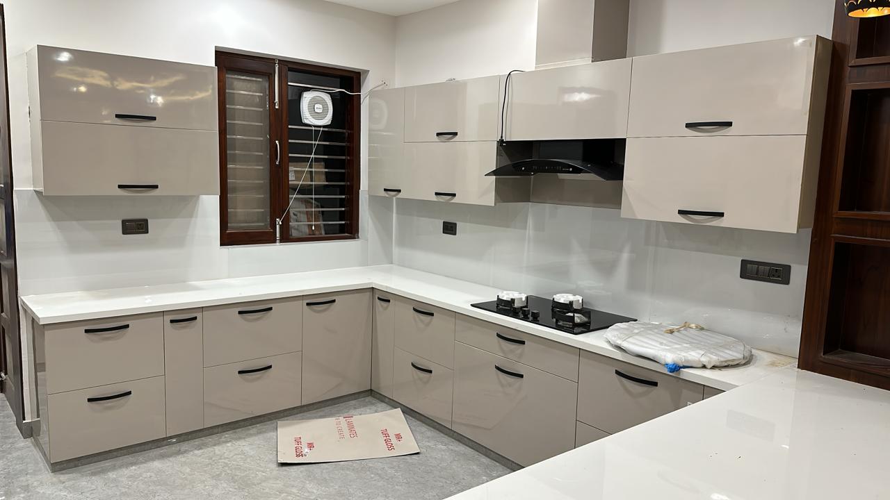 5 BHK + Pooja Room Independent House For Sale in Sector 21D