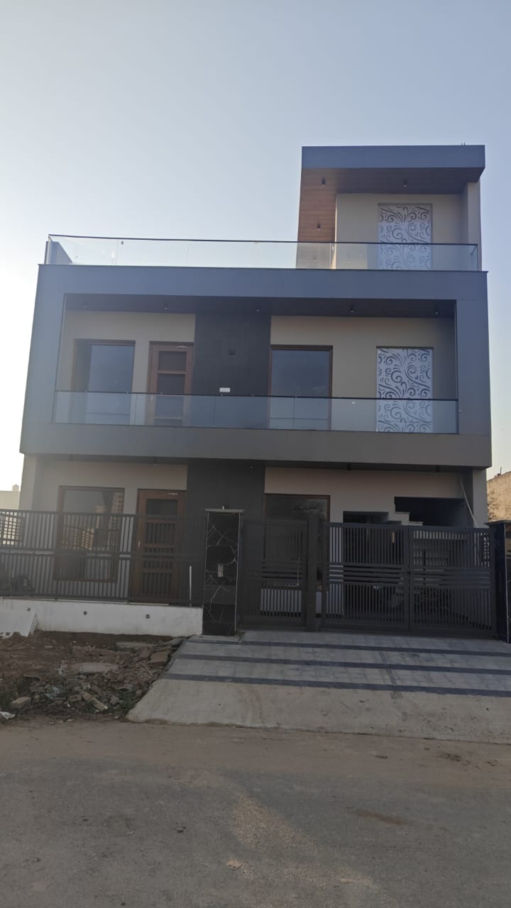 4 BHK + Study Room Builder Floor For Sale in GMADA Eco City