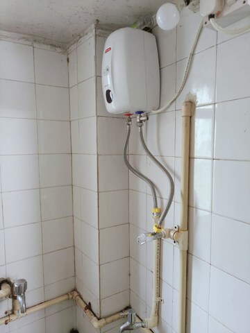 Bathroom in 1 RK Apartment at Shree Sadguru Darshan, Parel – for Rent
