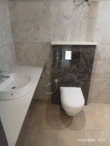 Bathroom in 3 BHK Builder Floor at NK Sharma Savitry Greens 2, Ghazipur – for Rent