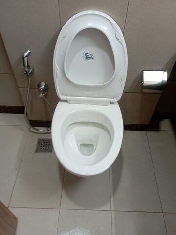 Bathroom in 2 BHK Apartment at Shapoorji Pallonji Vicinia, Powai – for Rent