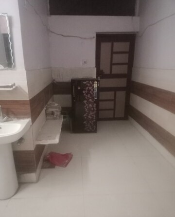 Living Room in 2 BHK Independent House at Aliganj – for Rent