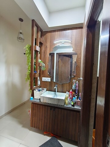 Furnished Amenities in 3 BHK Apartment at Anand Nagar – for Rent