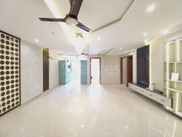 Room in 4 BHK Builder Floor at Puri Aman Vilas, Sector 89 – for Sale