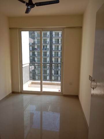 Room in 2 BHK Apartment at ROF Aalayas, Sector 102 – for Rent