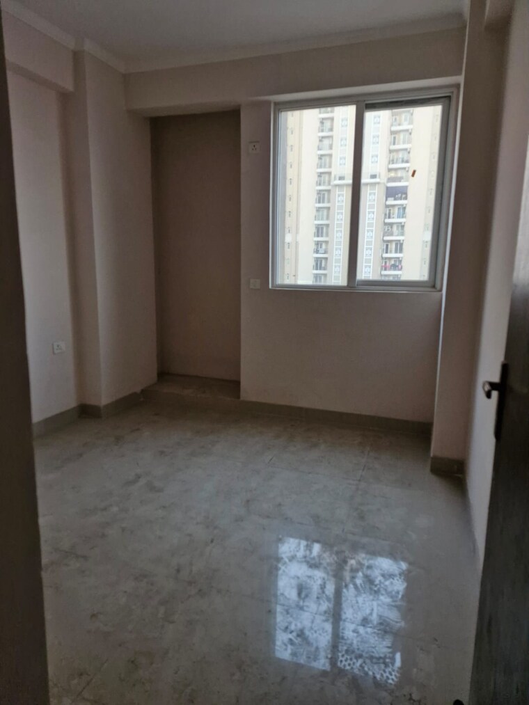 Room, amrapali-golf-homes 2.5 Bedroom 945 Sq.Ft. Apartment In Sector 4, Greater Noida Greater Noida 8274703