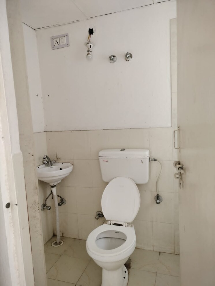 Bathroom, conscient-habitat 2 Bedroom 484 Sq.Ft. Apartment In Sector 99a Gurgaon 8274188