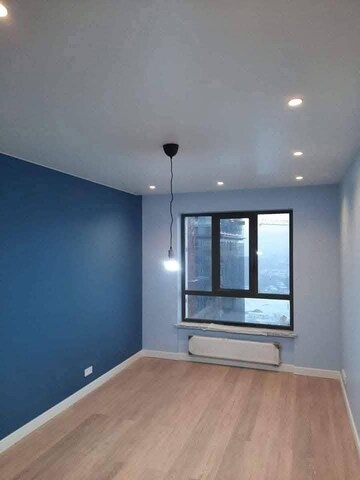Room in 3 BHK Apartment at Igi Airport Area – for Sale