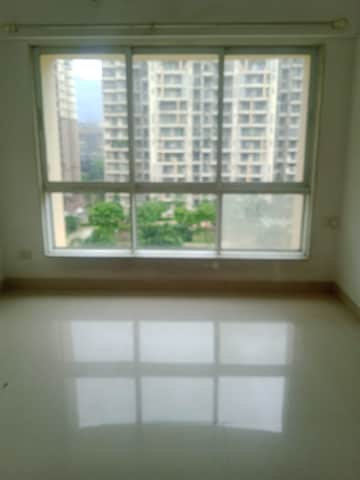 Room in 4 BHK Apartment at Nahar Amrit Shakti, Chandivali – for Sale