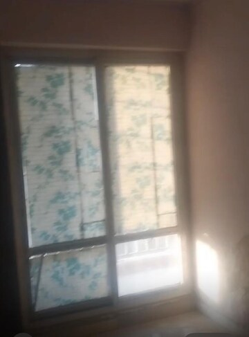 Room in 3 BHK Apartment at Value Meadows Vista, Raj Nagar Extension – for Sale