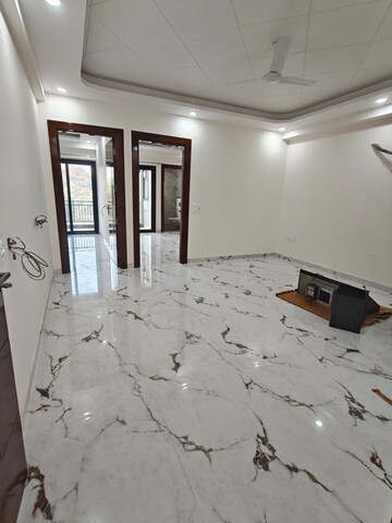 3 BHK Builder Floor For Rent in Sunstar Floors, Sector 51
