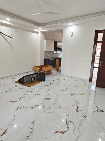 Master Bedroom in 3 BHK Builder Floor at Sunstar Floors, Sector 51 – for Rent