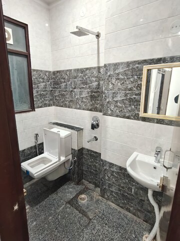 Bathroom in 3 BHK Builder Floor at Sunstar Floors, Sector 51 – for Rent