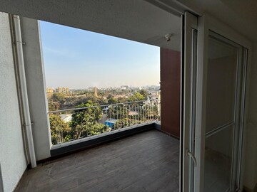 3 BHK Apartment For Rent in Kalpataru Estate Pimple Gurav Pune  8274325