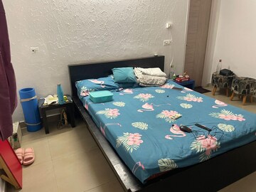 Bedroom in 3 BHK Builder Floor at Chandra Apartments, Sector 55 – for Rent
