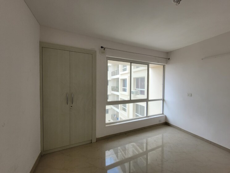 Room, sector 49 4 Bedroom 3000 Sq.Ft. Apartment In Sector 49 Gurgaon 8274540