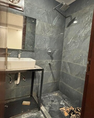 Attached Bathroom in 1 BHK Builder Floor at Malviya Nagar – for Rent