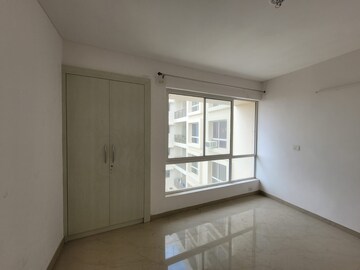 Room in 3 BHK Apartment at Pioneer Araya, Sector 62 – for Sale