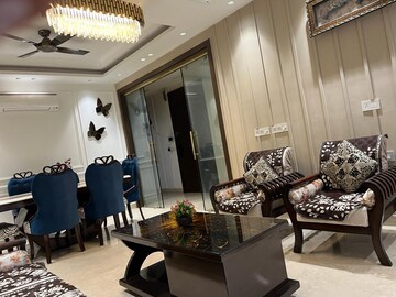 Living Room in 3 BHK Builder Floor at Ansal Sushant Lok I, Sector 43 – for Rent