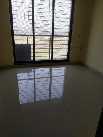 Room in 1 BHK Builder Floor at Mira Nagar – for Rent