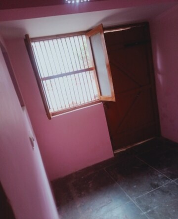 Room in 2 BHK Villa at Aliganj – for Rent