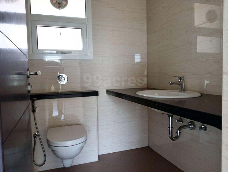 Bathroom, dlf-the-ultima 3 Bedroom 2100 Sq.Ft. Apartment In Sector 81 Gurgaon 8274873