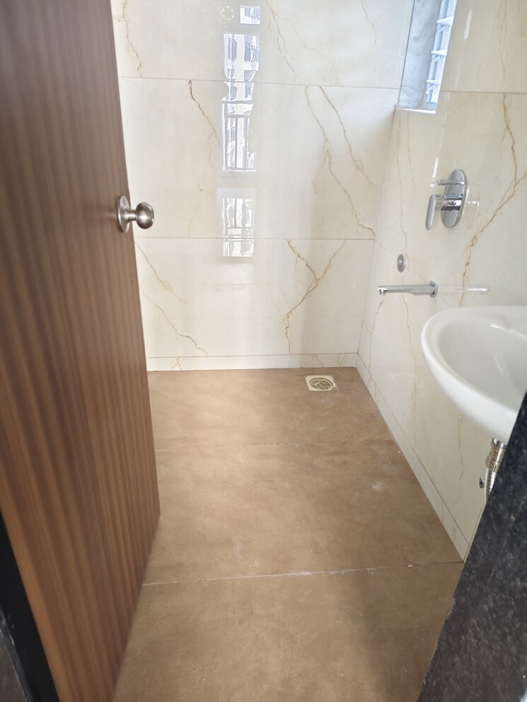 Bathroom, raunak-bliss 1 Bedroom 425 Sq.Ft. Apartment In Ghodbunder Road Thane 8274970