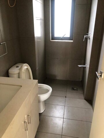 Bathroom in 2 BHK Apartment at Ireo Skyon, Sector 60 – for Rent