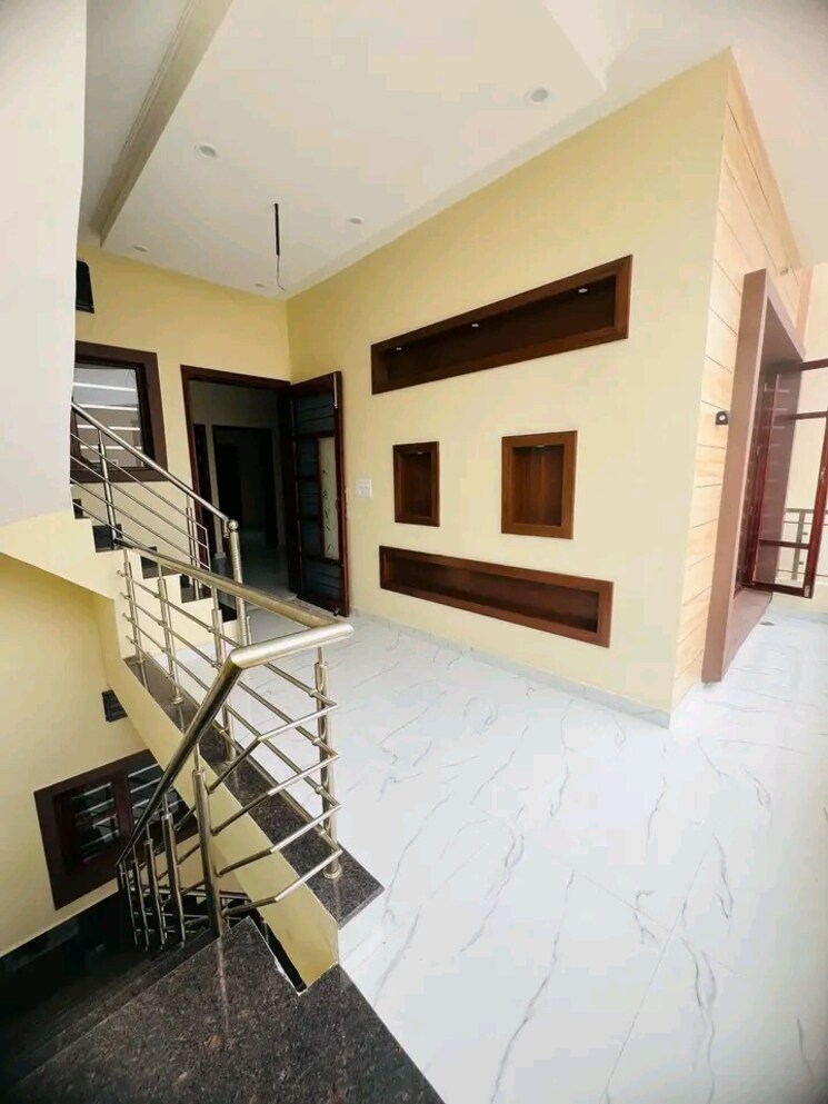 undefined, sector 123 5 Bedroom 125 Sq.Yd. Independent House In Sector 123 Mohali 8275103
