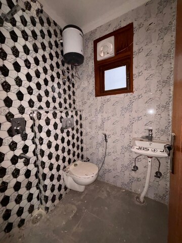 Bathroom in 2 BHK Apartment at Hadapsar – for Rent