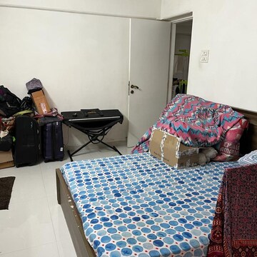 Bedroom in 3 BHK Apartment at Safal Twins, Chembur – for Rent