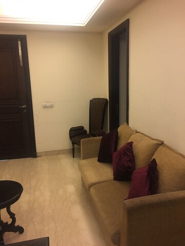 Living Room in 1 BHK Builder Floor at Panchsheel Park – for Rent