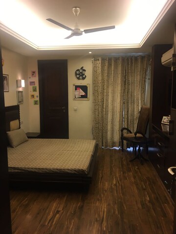Living Room in 1 BHK Builder Floor at Panchsheel Park – for Rent