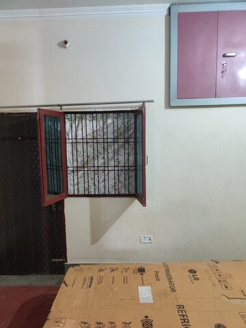 Bedroom in 2 BHK Apartment at Guramba – for Rent