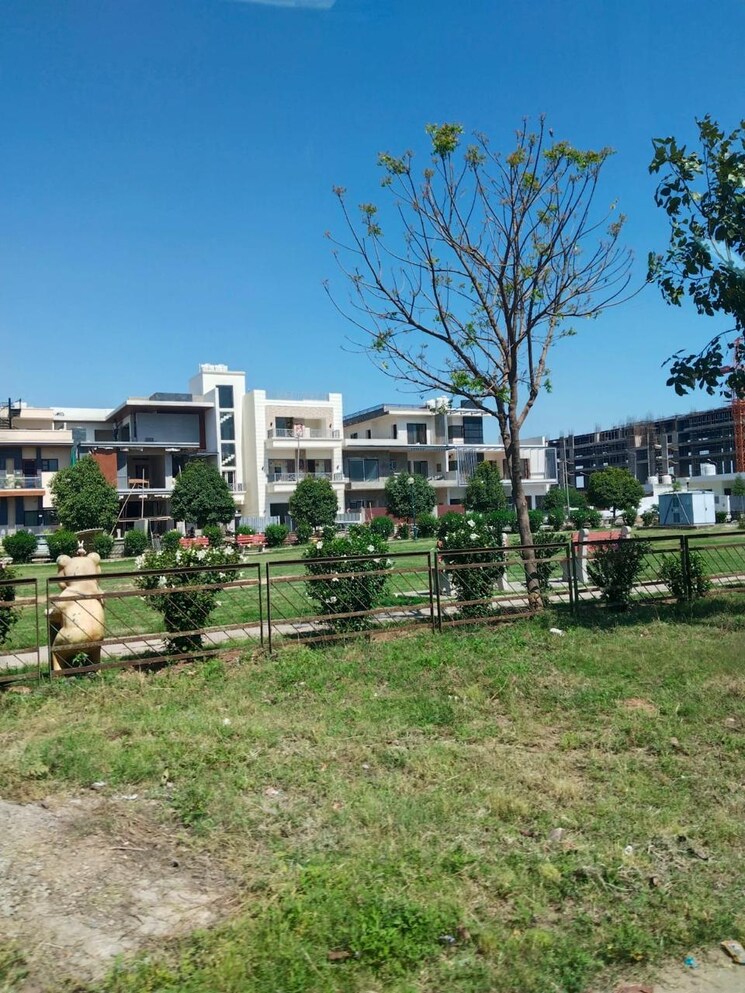 Exterior View, kharar road  200 Sq.Yd. Plot In Kharar Road Mohali 8275305