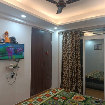 Bedroom in 2 BHK Apartment at Supertech Cape Town, Sector 74 – for Rent