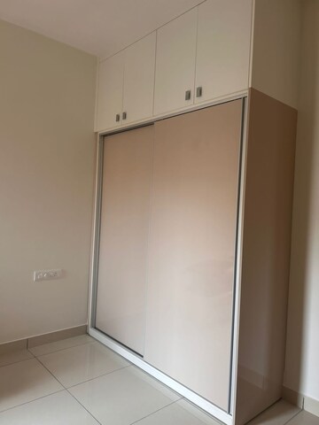 Room in 3 BHK Apartment at Prestige Finsbury Park Hyde, Bagaluru  – for Rent