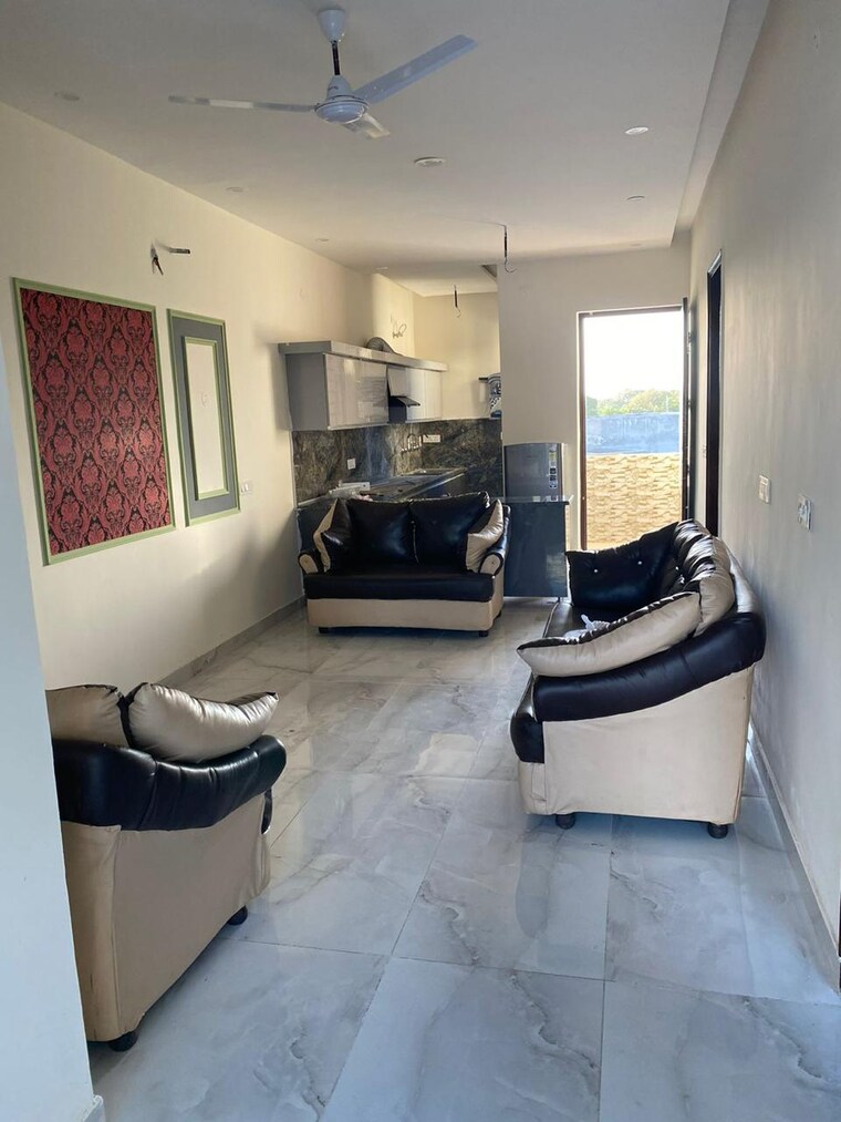 Living Room, bhago majra road 2 Bedroom 113 Sq.Yd. Apartment In Bhago Majra Road Kharar 8275359