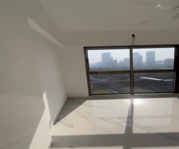 Bedroom in 4 BHK Apartment at Matunga East – for Rent