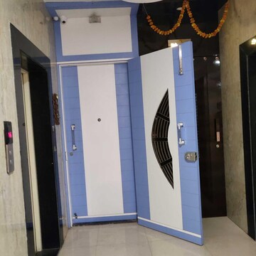 Building Lobby in 2 BHK Apartment at Kalpataru Paramount, Kapur Bawdi – for Rent