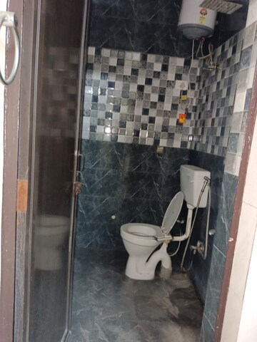 Bathroom in 1 BHK Builder Floor at Lajpat Nagar 4 – for Rent