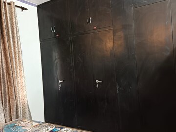 Furnished Amenities in 2 BHK Apartment at Bana Enclave, Shipra Suncity – for Rent