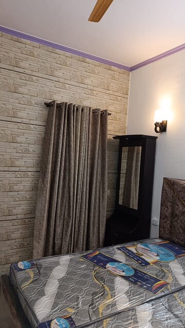 Bedroom in 2 BHK Apartment at Bana Enclave, Shipra Suncity – for Rent