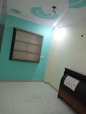 Furnished Amenities in 2 BHK Builder Floor at Dwarka Mor – for Rent