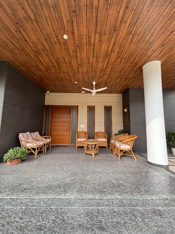Bedroom in 5 BHK Apartment at Sector 12 Dwarka – for Rent
