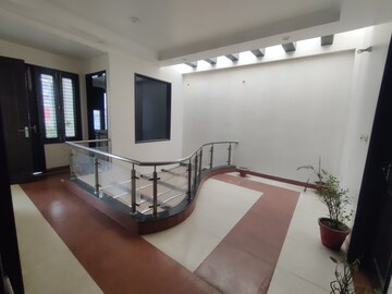 Living Room in 1 BHK Independent House at Gomti Nagar – for Rent