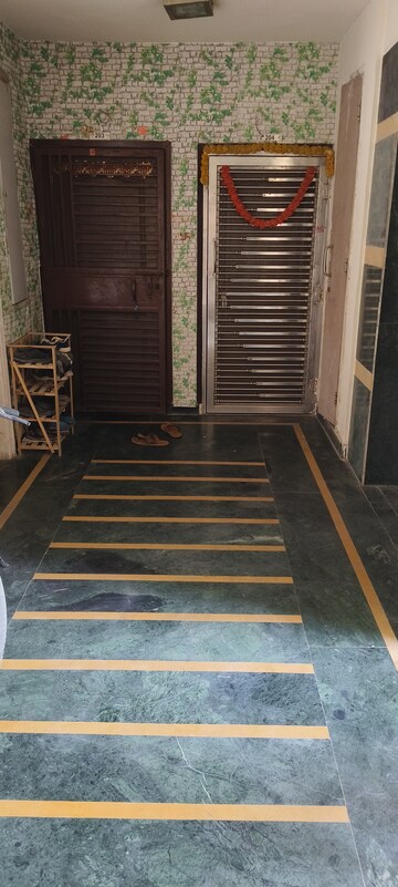Staircase in 2 BHK Builder Floor at BPTP Parkland Pride, Sector 77 – for Sale