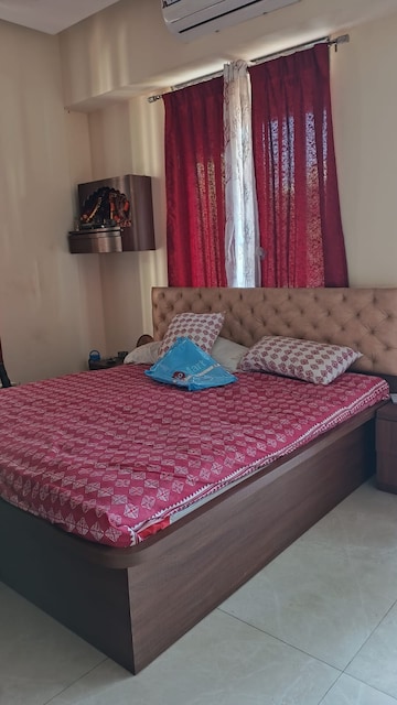 Bedroom in 3 BHK Apartment at Lulla Nagar – for Sale